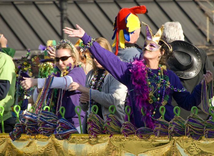 Mardi Gras Food and Weed Strain Pairings | Leafbuyer